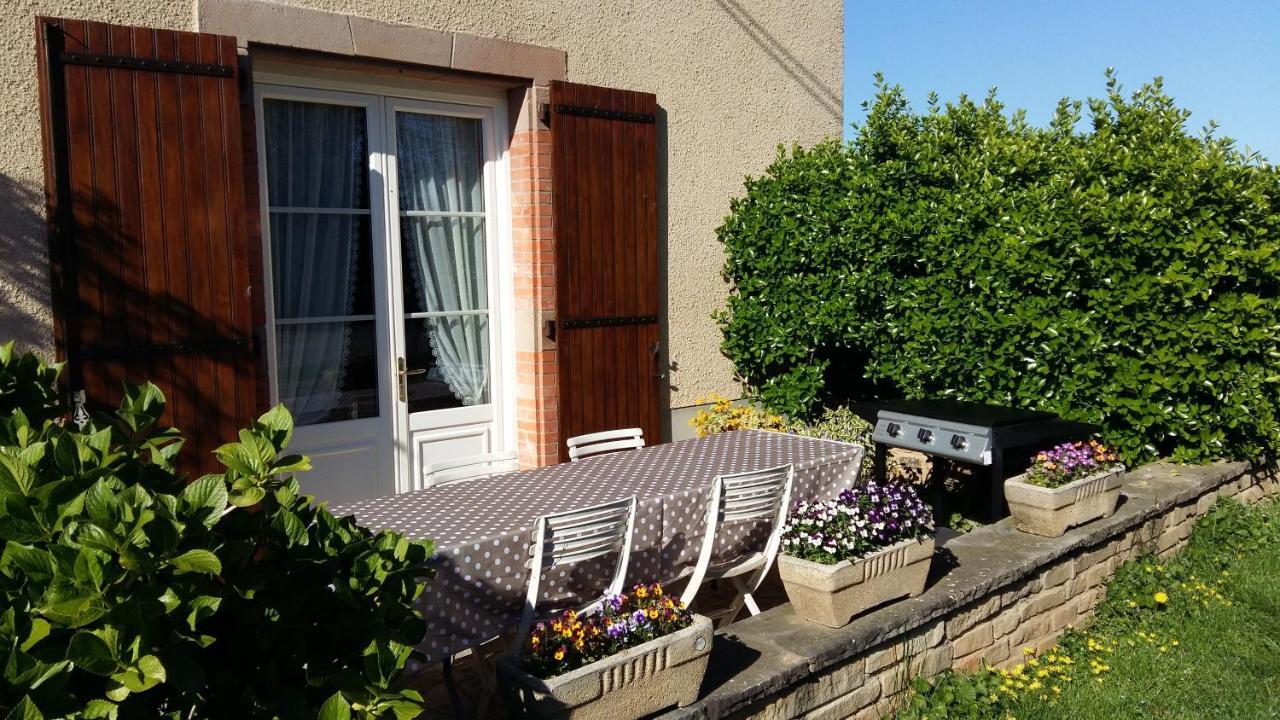 Charmante Maison A La Ferme Valderies Exterior photo